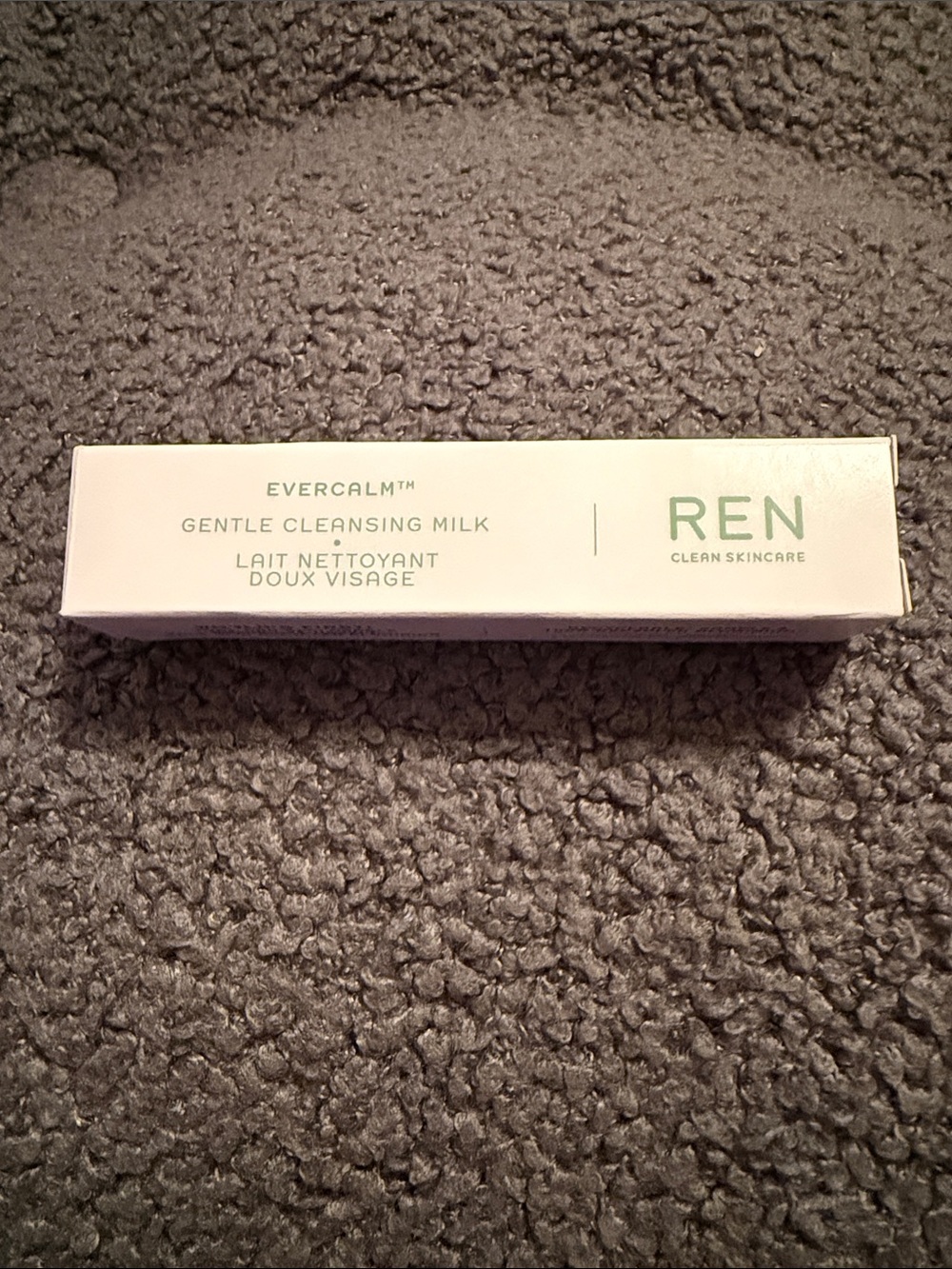 REN Evercalm Gentle Cleansing Milk – Calming White Facial Cleanser